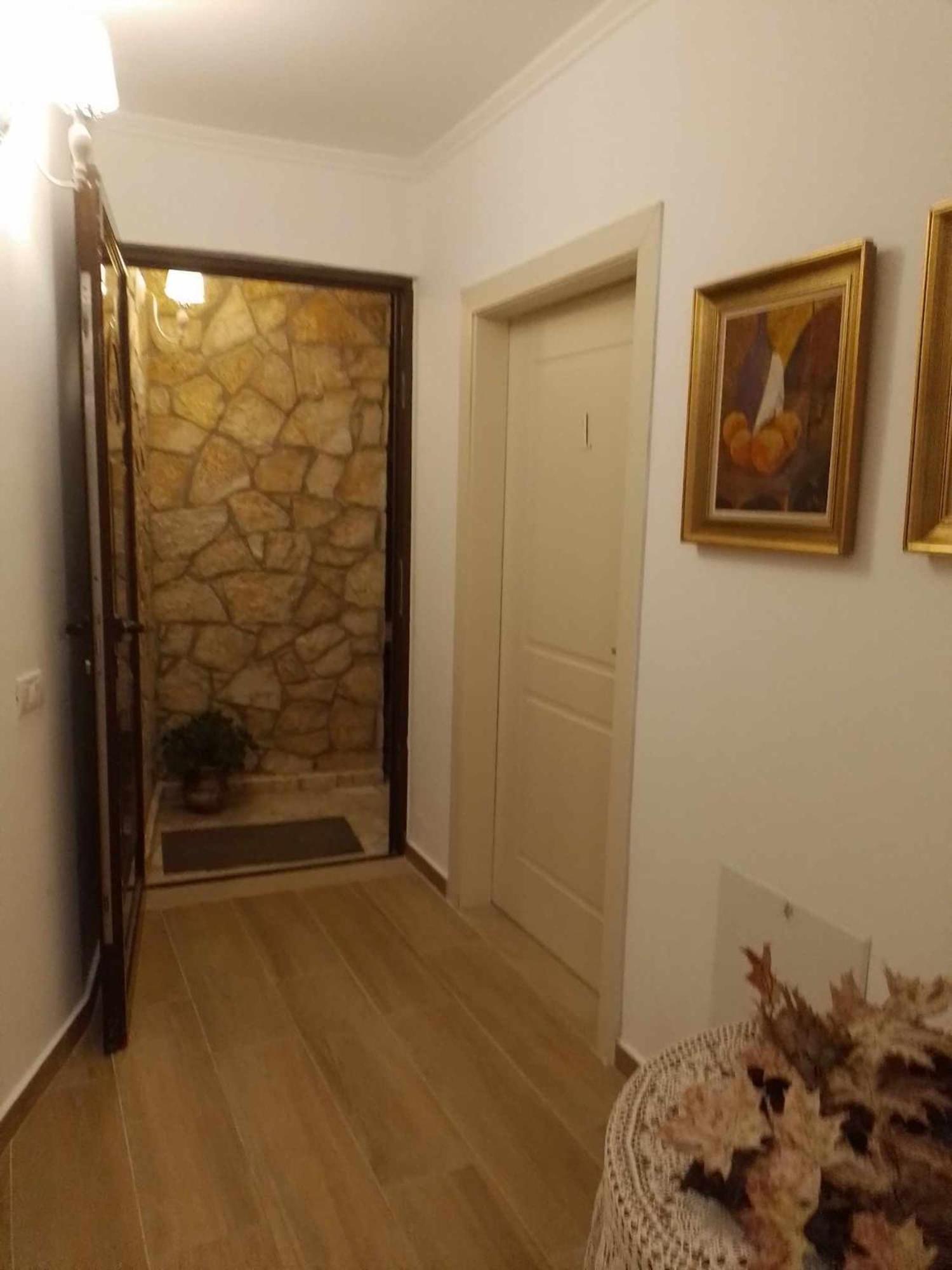 Vogklis House Hotel Qeparo Exterior photo